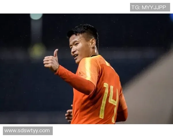 豪门足球俱乐部高调官宣成功签下世界级巨星强援震撼足坛