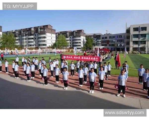 足球星福卡助力球迷开启热血绿茵梦想之旅
