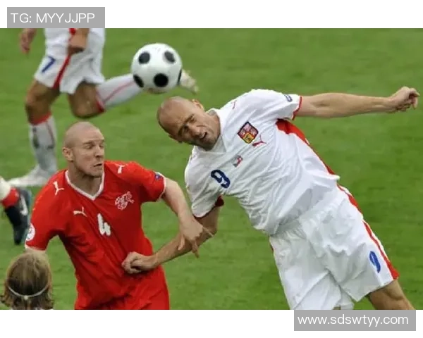 上一届足球巨星回顾与分析 球场上的传奇人物与时代印记