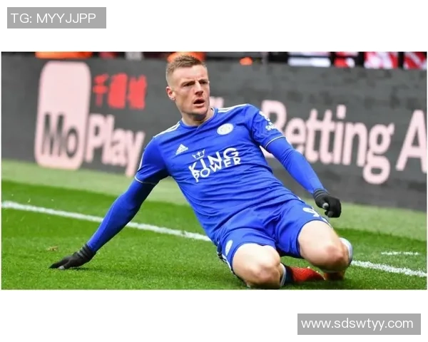 偏胖足球球星风采：那些突破体型限制依然闪耀赛场的传奇人物